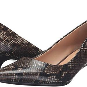 Trotters Women's Paulina Pump Brown Python